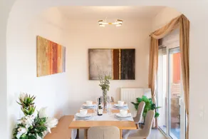 VDG Luxury Seafront Residence - Image 4