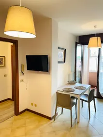 Cozy apartment in the center - Image 3