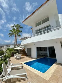 Luxury Villa Taoro private heated pool Free Car Except Christmas - Image 2