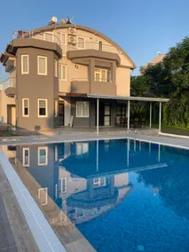 Detached Luxury Triplex Villa with Pool / Boğazkent - Image 2