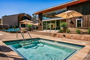 2 BR Sandhill Rd nr Stanford - Patio, Pool, Gym - Image 2