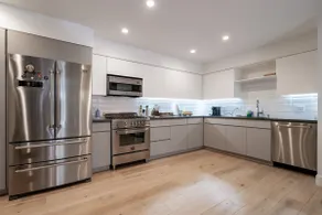 2 BR Sandhill Rd nr Stanford - Patio, Pool, Gym - Image 3