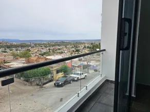Beautiful Loft with Rooftop Deck and Amazing View - Image 4