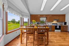 Rustic Retreat~Cozy 3BR on Countryside Estate - Image 5