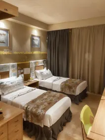 Studio for two in the luxurious Oasis Dreamland hotel - Image 3