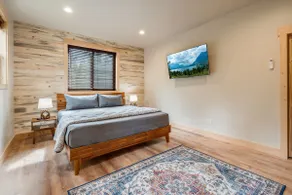 Entire Place | King Bed | Luxury Near Glacier Park - Image 3