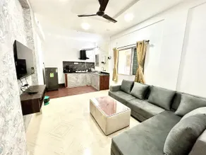 Modern 2BHK Apartment,10 mins from Apollo Hospital - Image 3
