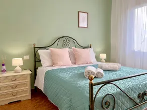 Superior 2 bed apt AC Parking WiFi - Sirolo centro - Image 2