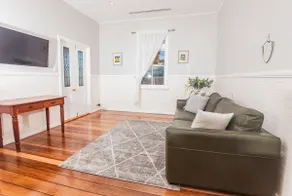 Cottage on Dangar - Image 3