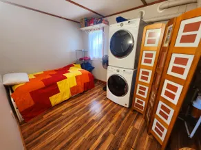 School House or Balloon BNB - Image 3