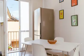 peach apartment - Image 3