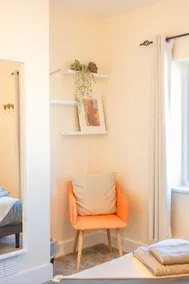 Cosy home in Reading, Berkshire - Image 3