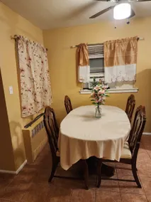 Beverley's Cozy Nest - Image 2