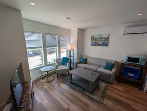 Near Butchart Gardens & Ferry • Private Suite - Image 5