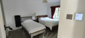 The White House Oxshott - Image 3