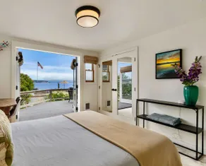 Whidbey Island - Beach House - Image 4