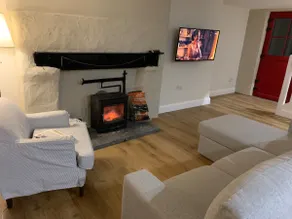 Riverside Cottage - Image 4