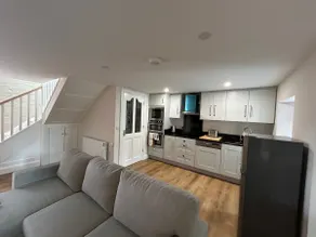 Riverside Cottage - Image 5