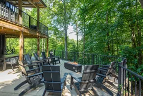 Mountain Views, Cedar HotTub, Yoga, Game Room - Image 2