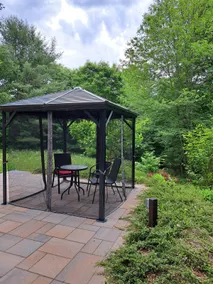 Private Modern Guest Unit in Lower Level Log House - Image 5