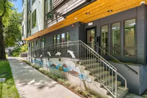 Early bag check: Walk to lightrail & Columbia City - Image 5