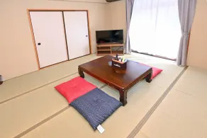Entire building/family-friendly spacious 93 ㎡/up to 9 people/free parking/near the Hikone Interchange on the expressway/supermarket 200 m - Image 5