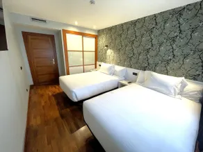 Hotel Apartamentos San Fermín Pamplona - Image 2
