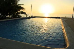 Negril Beach Villa  - you can't buy love, but you can rent paradise! - Image 5