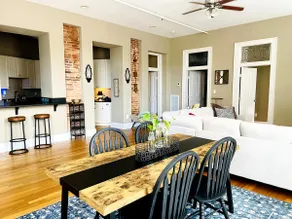 Beautiful 2-Bedroom Loft in Historic Cambridge - Image 2