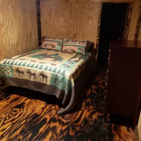 Hillbilly Haven - Image 4