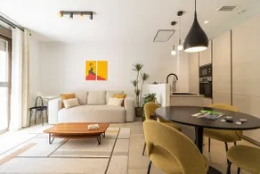 Allo Apartments San Clemente + Parking + Pool - Image 2