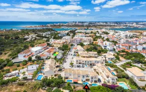 Beautiful townhouse in downtown Ferragudo - Image 3