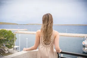 Seafront & Sunsets Sigri House - Image 4