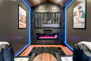 Couples Retreat! Theater! Waterfall! Jacuzzi! - Image 3