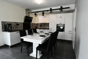 2-bedroom apartment - Free parking - Wi-Fi - Image 4
