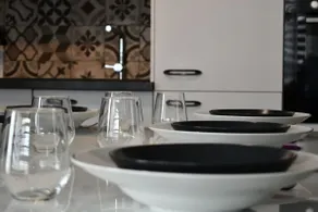 2-bedroom apartment - Free parking - Wi-Fi - Image 5