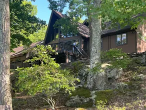 Lakefront Retreat with Private Dock and Hot Tub - Image 2