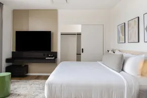 Smithe House - Image 4
