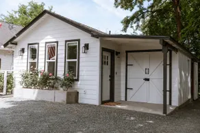 New Modern Cottage on the Rogue - Image 2
