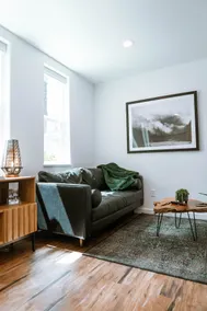 New Modern Cottage on the Rogue - Image 3