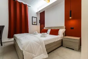 Enzo Ferrari Museum -WiFi, train station and parking - Image 2
