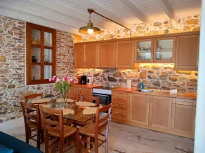 Stone Mansion 150 years old with Yard & BBQ Chania - Image 4