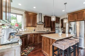 Entire Place, private, 5 BR Near Portland DT - Image 3