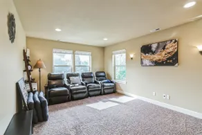 Entire Place, private, 5 BR Near Portland DT - Image 5
