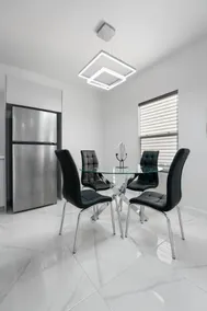 Brand NEW Cozy 3 BR/2BA APT near Mall, Airport & + - Image 5