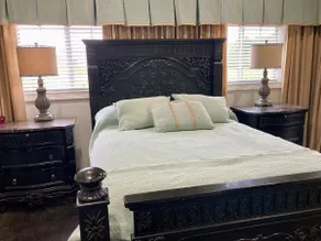 Lake Side Barndominium in Charming Buchanan - Image 3