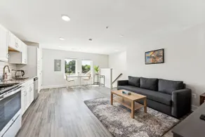 1 Bed/1 Bath/1Pkg Space|Dogs-OK - Image 4