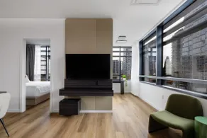 Smithe House Two Bedroom Apt + Office - Yaletown - Image 5
