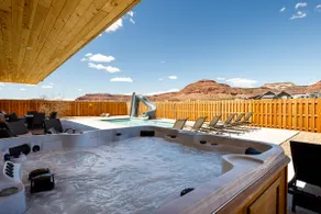 Private Pool+Hot Tub! Near Zion+Bryce! Sleeps 12! - Image 5