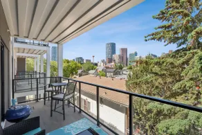 Downtown Calgary Oasis - Image 4